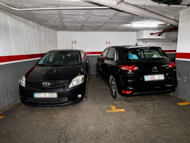 Garaje en venta en calle Gran de Sant Andreu, Barcelona, de 10 m² por 15.400