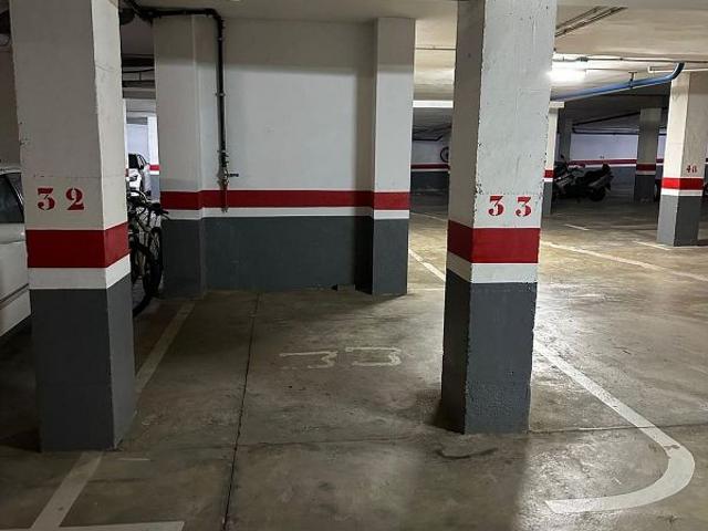 Garaje en venta en calle Domènech Carles, Lloret de Mar, de 14 m² por 13.000