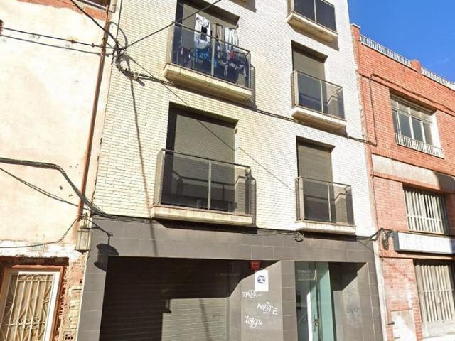 Garaje en venta en calle D'almería, Terrassa, de 11 m² por 9.500