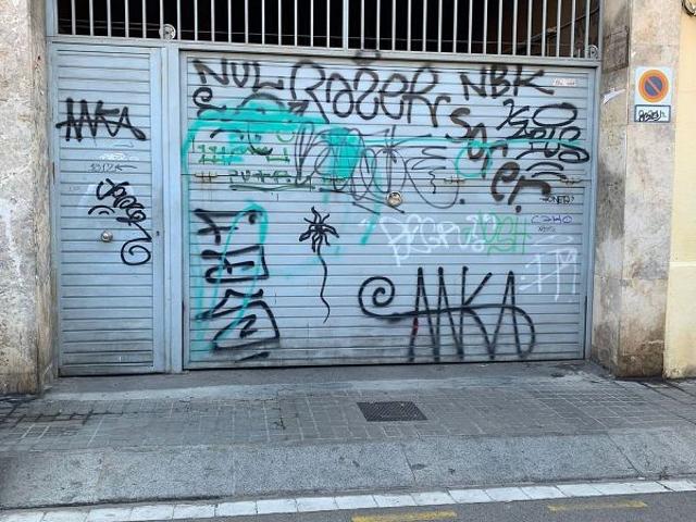 Garaje en venta en calle De Coll i Vehí, Barcelona, de 10 m² por 17.000