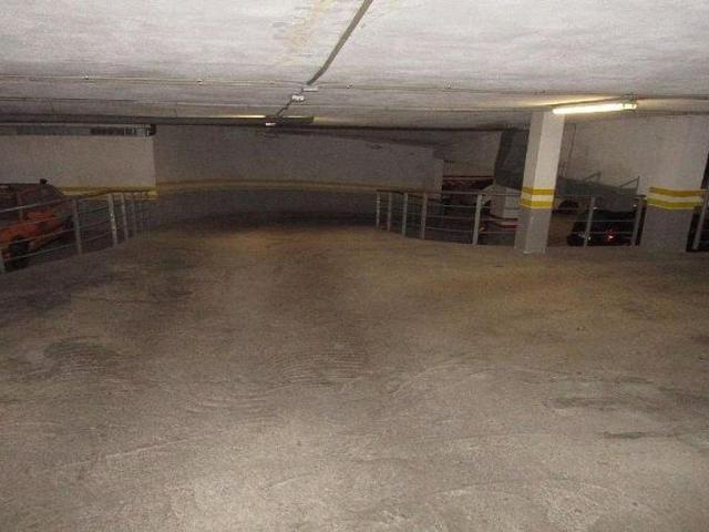 Garaje en venta en calle De Carles Riba, Sant Cugat del Vallès, de 25 m² por 22.100