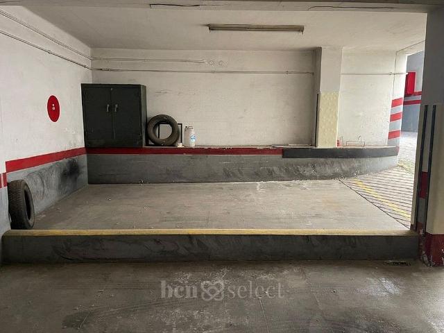 Garaje en venta en calle De Casp, Barcelona, de 11 m² por 21.900