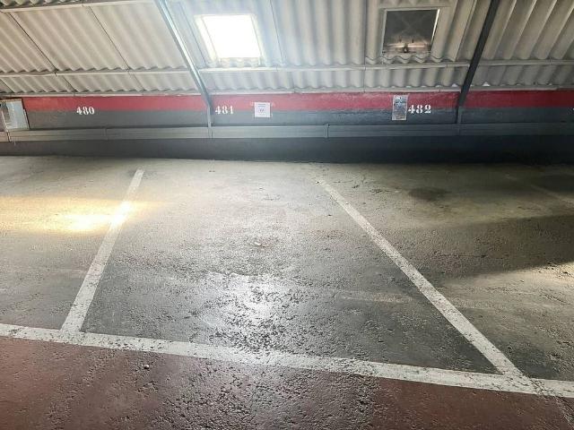 Garaje en venta en calle De Casp, Barcelona, de 9 m² por 19.500