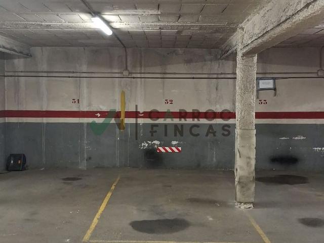 Garaje en venta en calle De Berlín, Barcelona, de 9 m² por 12.300