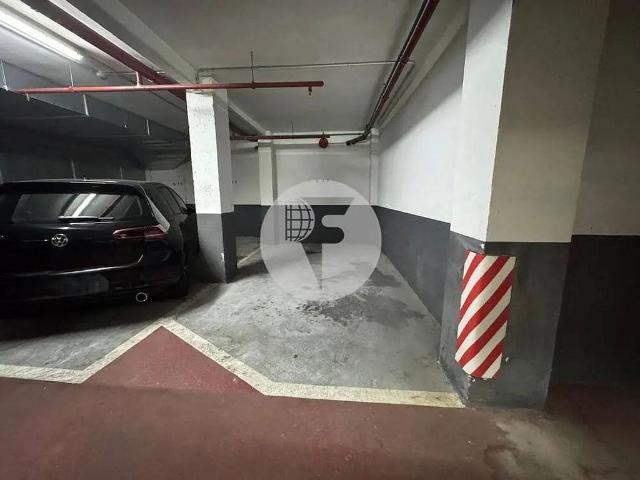 Garaje en venta en calle De Bruniquer, Barcelona, de 10 m² por 15.000