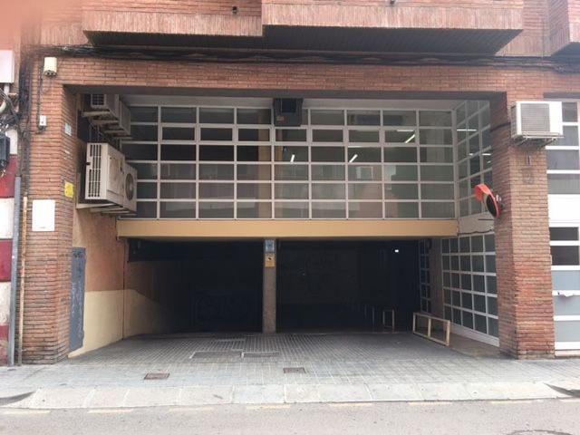 Garaje en venta en calle De Buenos Aires, Hospitalet de Llobregat, L´, de 9 m² por 12.000