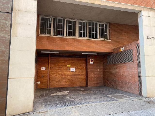 Garaje en venta en calle De Gósol, Barcelona, de 10 m² por 21.000