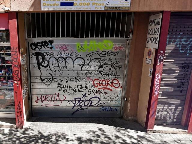 Garaje en venta en calle De Gayarre, Barcelona, de 12 m² por 21.000