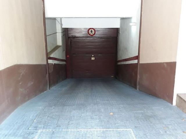 Garaje en venta en calle De Galileu, Barcelona, de 21 m² por 27.000