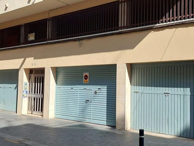 Garaje en venta en calle De Graner, Hospitalet de Llobregat, L´, de 11 m² por 13.500