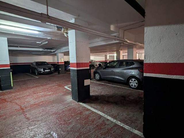 Garaje en venta en calle De Guipúscoa, Barcelona, de 9 m² por 20.000