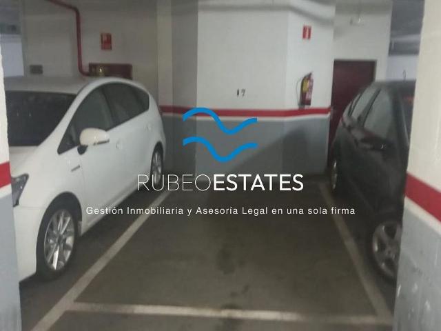 Garaje en venta en calle De Guitard, Barcelona, de 10 m² por 14.000