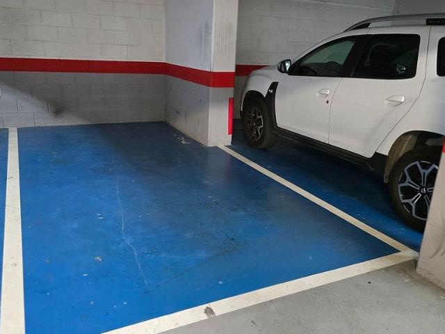 Garaje en venta en calle De Fastenrath, Barcelona, de 13 m² por 26.000