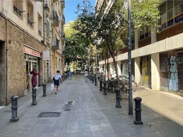 Garaje en venta en calle De Ferlandina, Barcelona, de 2 m² por 3.000