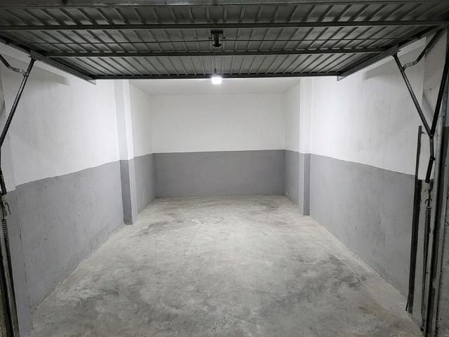 Garaje en venta en calle De Ferran de Querol, Torredembarra, de 18 m² por 19.500