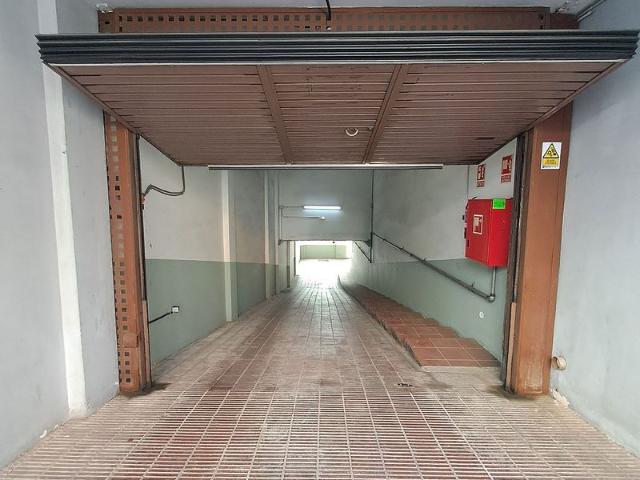 Garaje en venta en calle De Joan Maragall, Castellbisbal, de 6 m² por 6.000
