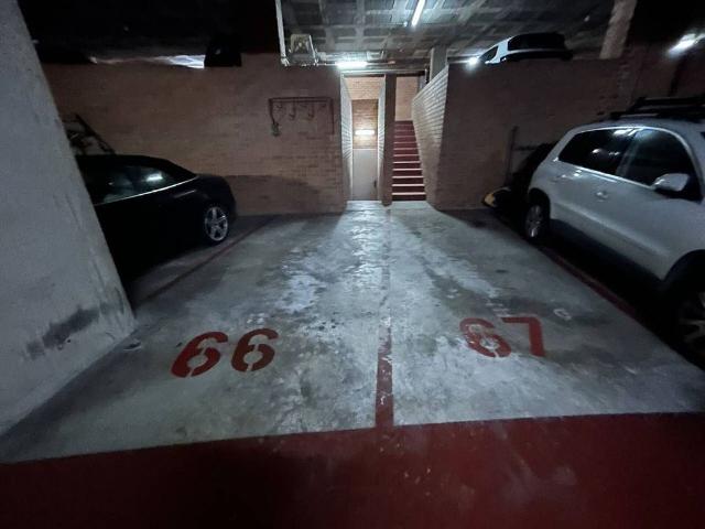 Garaje en venta en calle De Joan Oliver, Barcelona, de 13 m² por 26.000