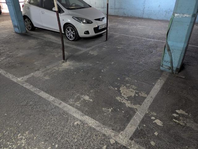 Garaje en venta en calle De la Constitució, Barcelona, de 10 m² por 16.000