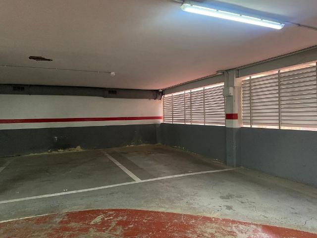 Garaje en venta en calle De la Marquesa de Caldes de Montbui, Barcelona, de 10 m² por 18.500