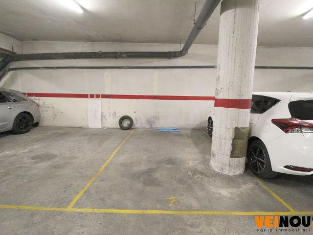 Garaje en venta en calle De la Riera Blanca, Barcelona, de 9 m² por 15.000