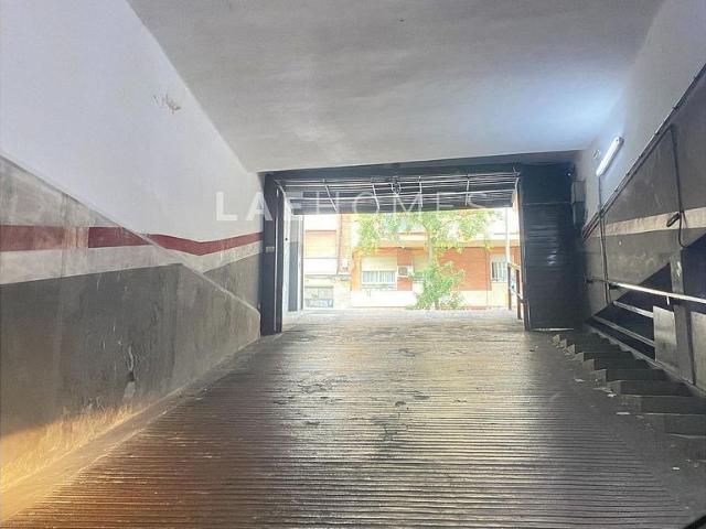 Garaje en venta en calle De la Riera Blanca, Hospitalet de Llobregat, L´, de 16 m² por 11.000