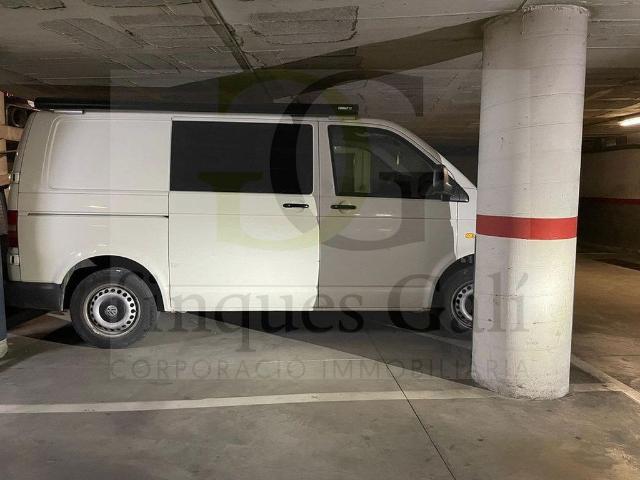 Garaje en venta en calle De la Verge de L'alba, Manresa, por 19.500