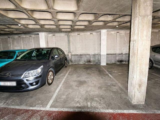 Garaje en venta en calle De Lanzarote, Barcelona, de 10 m² por 17.000