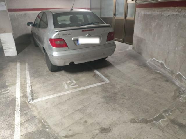 Garaje en venta en calle De L'encarnació, Barcelona, de 15 m² por 20.210