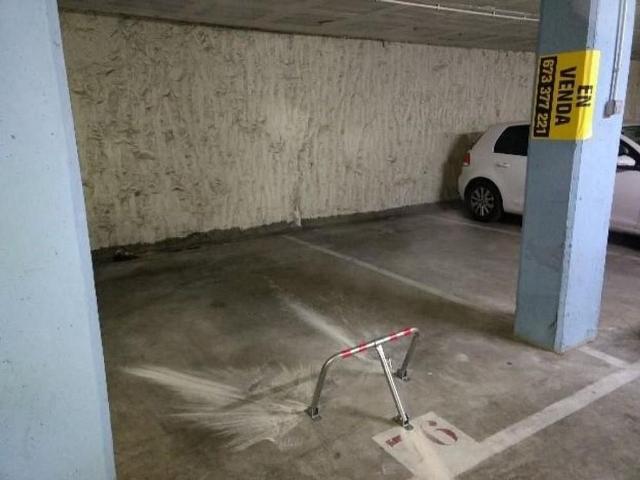 Garaje en venta en calle De Les Agudes, Girona, por 9.000
