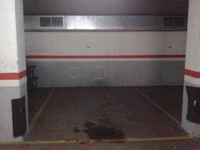 Garaje en venta en calle De L'esquirol, Palau solità i Plegamans, de 12 m² por 6.500