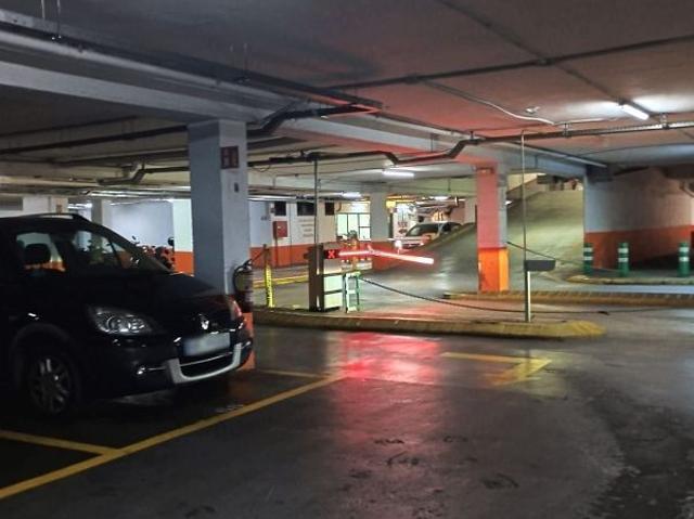 Garaje en venta en calle De Llança, Barcelona, de 5 m² por 17.010
