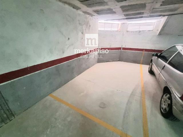 Garaje en venta en calle De Lleida, Torredembarra, de 11 m² por 7.500