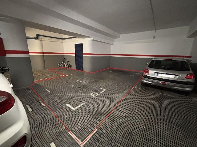 Garaje en venta en calle De Mallorca, Barcelona, de 31 m² por 30.000