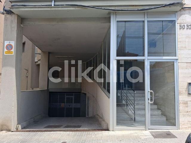 Garaje en venta en calle De Maria Auxiliadora, Terrassa, de 25 m² por 9.500