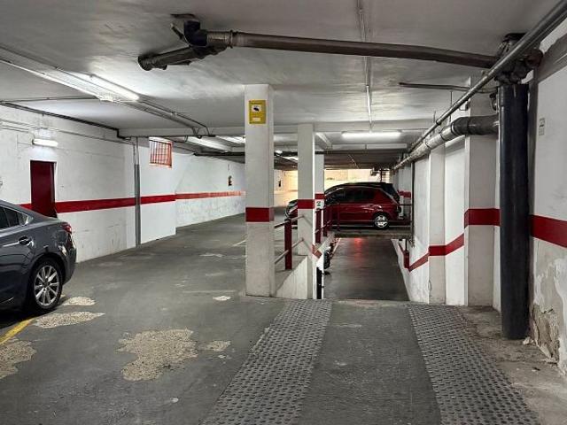 Garaje en venta en calle De Martí, Barcelona, por 19.000