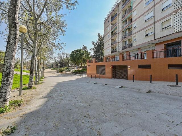 Garaje en venta en calle De Menéndez Pidal, Hospitalet de Llobregat, L´, de 13 m² por 20.000