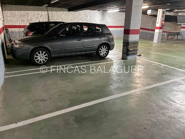 Garaje en venta en calle De Miquel Àngel, Barcelona, de 11 m² por 20.000