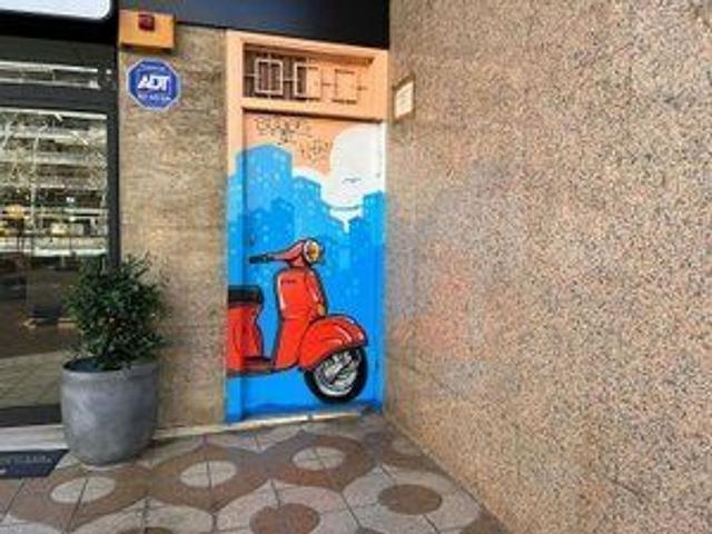Garaje en venta en calle De Nàpols, Barcelona, de 12 m² por 21.500