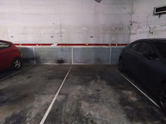 Garaje en venta en calle De Salvador Seguí, Vilafranca del Penedès, de 20 m² por 9.800