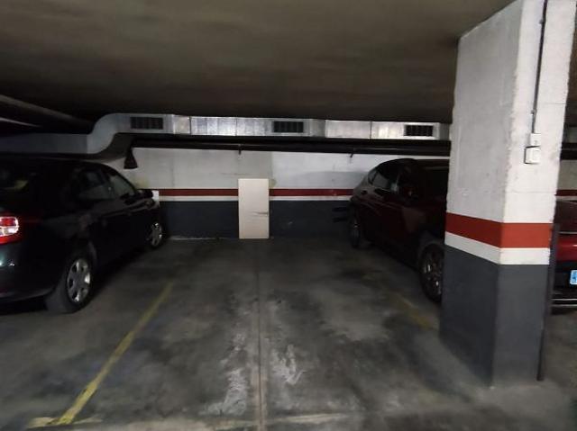 Garaje en venta en calle De Salvador Seguí, Vilafranca del Penedès, de 30 m² por 13.000