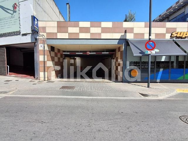 Garaje en venta en calle De Sant Vicenç, Igualada, de 19 m² por 9.000
