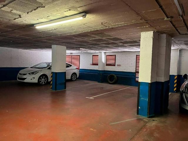 Garaje en venta en calle De Sant Antoni, Vic, de 10 m² por 32.000
