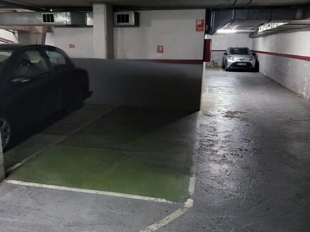 Garaje en venta en calle De Sant Hermenegild, Barcelona, de 9 m² por 22.000