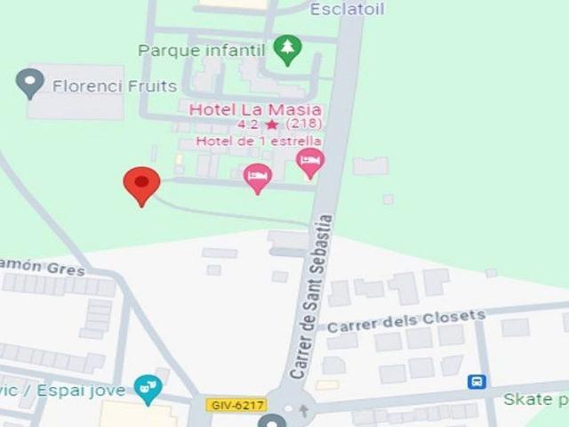 Garaje en venta en calle De Sant Sebastia, Sant Pere Pescador, de 22 m² por 5.700