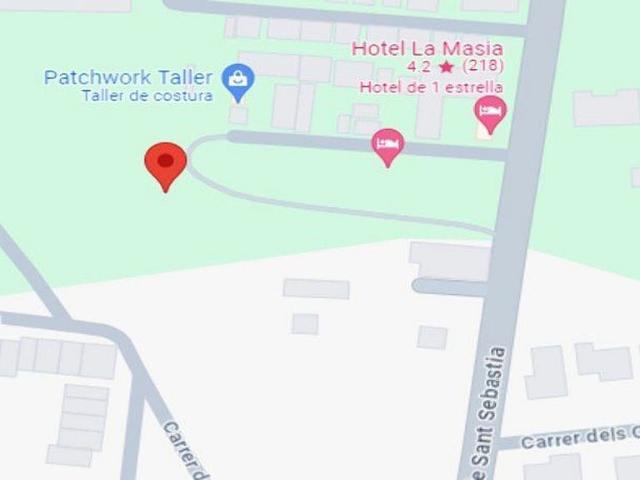 Garaje en venta en calle De Sant Sebastia, Sant Pere Pescador, de 22 m² por 5.700