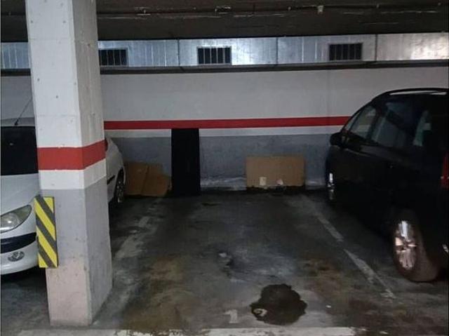 Garaje en venta en calle De Santa Eugènia, Girona, de 20 m² por 13.500