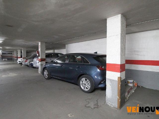 Garaje en venta en calle De Santiago Ramon y Cajal, Hospitalet de Llobregat, L´, de 11 m² por 19.500