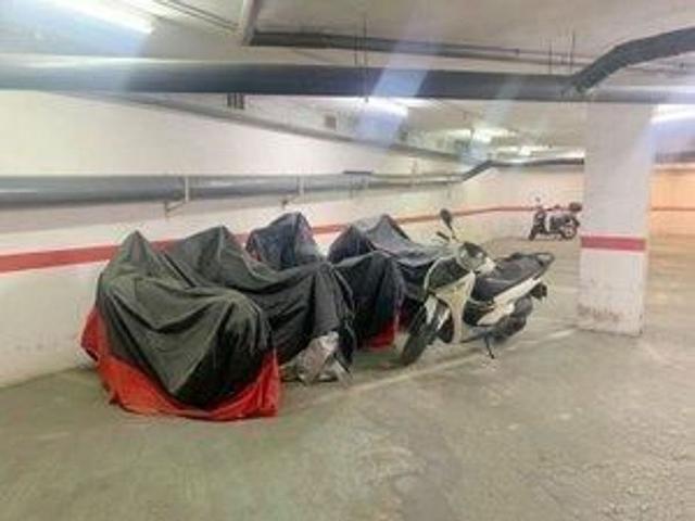 Garaje en venta en calle De Sepúlveda, Barcelona, de 12 m² por 23.920