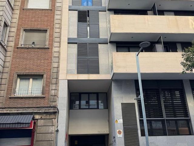 Garaje en venta en calle De Pàdua, Barcelona, de 6 m² por 7.900
