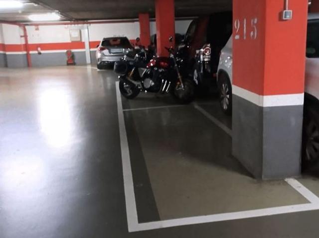 Garaje en venta en calle De París, Barcelona, de 6 m² por 16.000